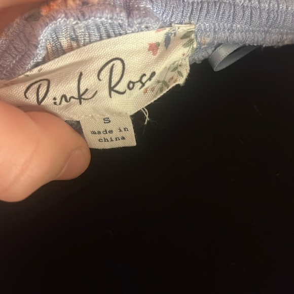 🌸5 FOR $25 🌸 Pink Rose light blue flower dress - Picture 3 of 8